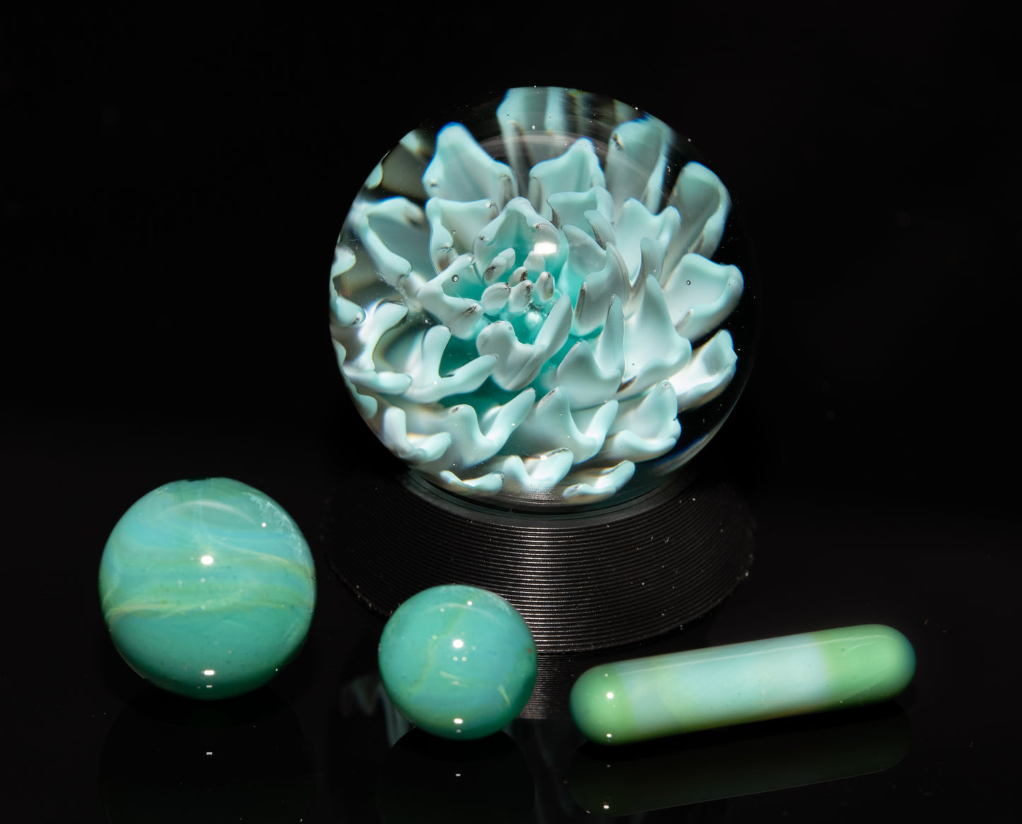 Dahlia Flower Marble Set | 25mm Handmade Glass Art Sphere with Matching Inserts | Collector Marble | Handblown Glass Decor