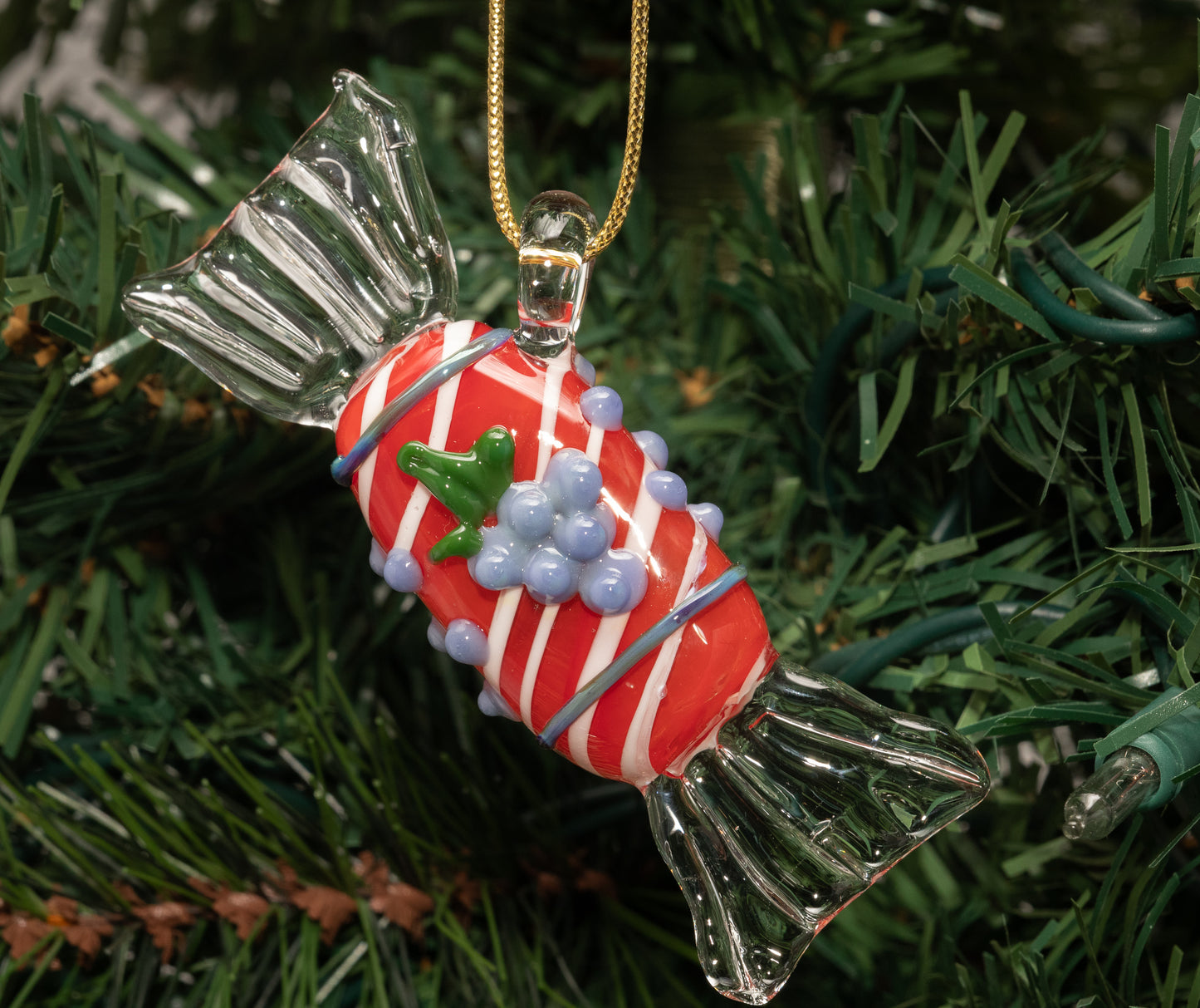 Red Glass Candy Ornament – Artisan Borosilicate Holiday Decor with Grape Accent